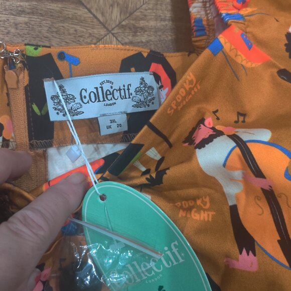 Unique Vintage Collectif monster print dress size 20 UK New (fits 16-18) - Picture 3 of 4